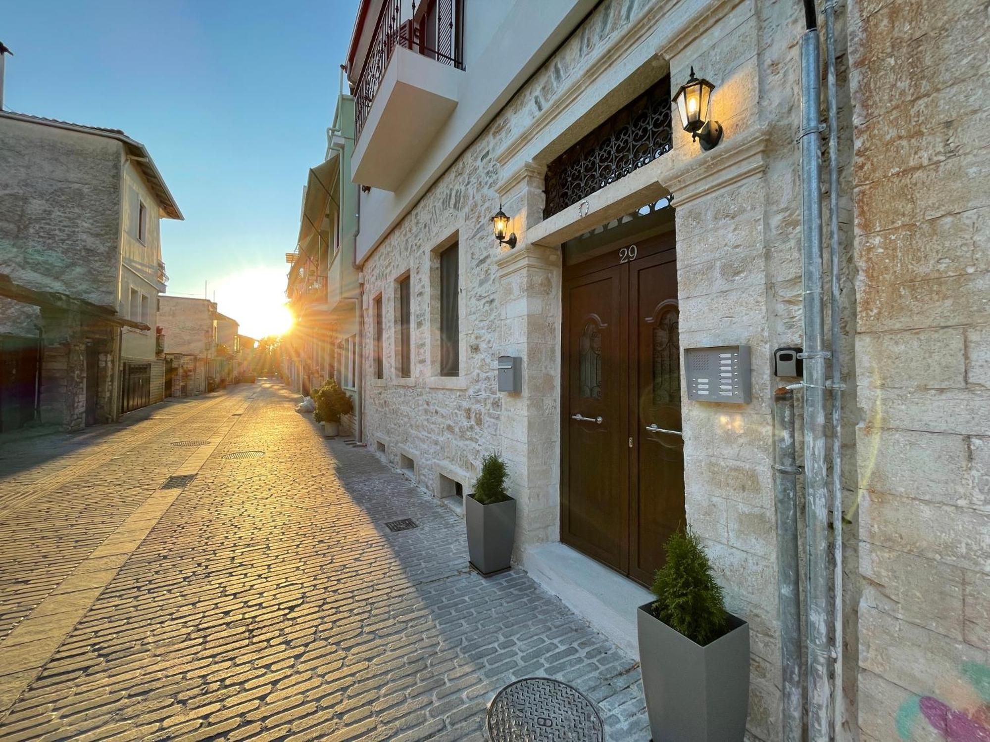 Boutique At Historic Centrum 2 Yanya Dış mekan fotoğraf